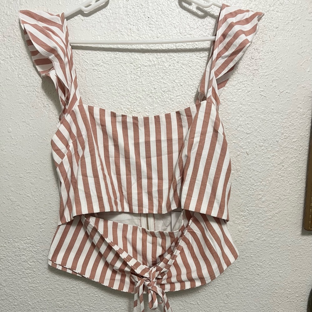 Brand New Crop Top. Cap Sleeves Size 12